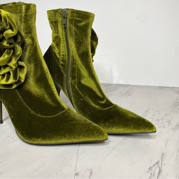New! Jeffrey Campbell Florette Green Crushed Velvet Pointy Toe Heel Bootie 7 - Picture 9 of 14